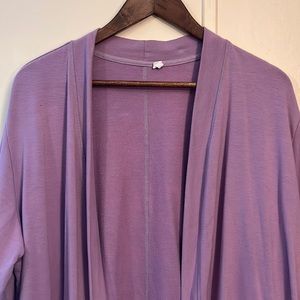 Open sweatshirt with thumb hole sleeve